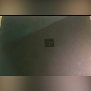 Microsoft Surface Laptop Go 2